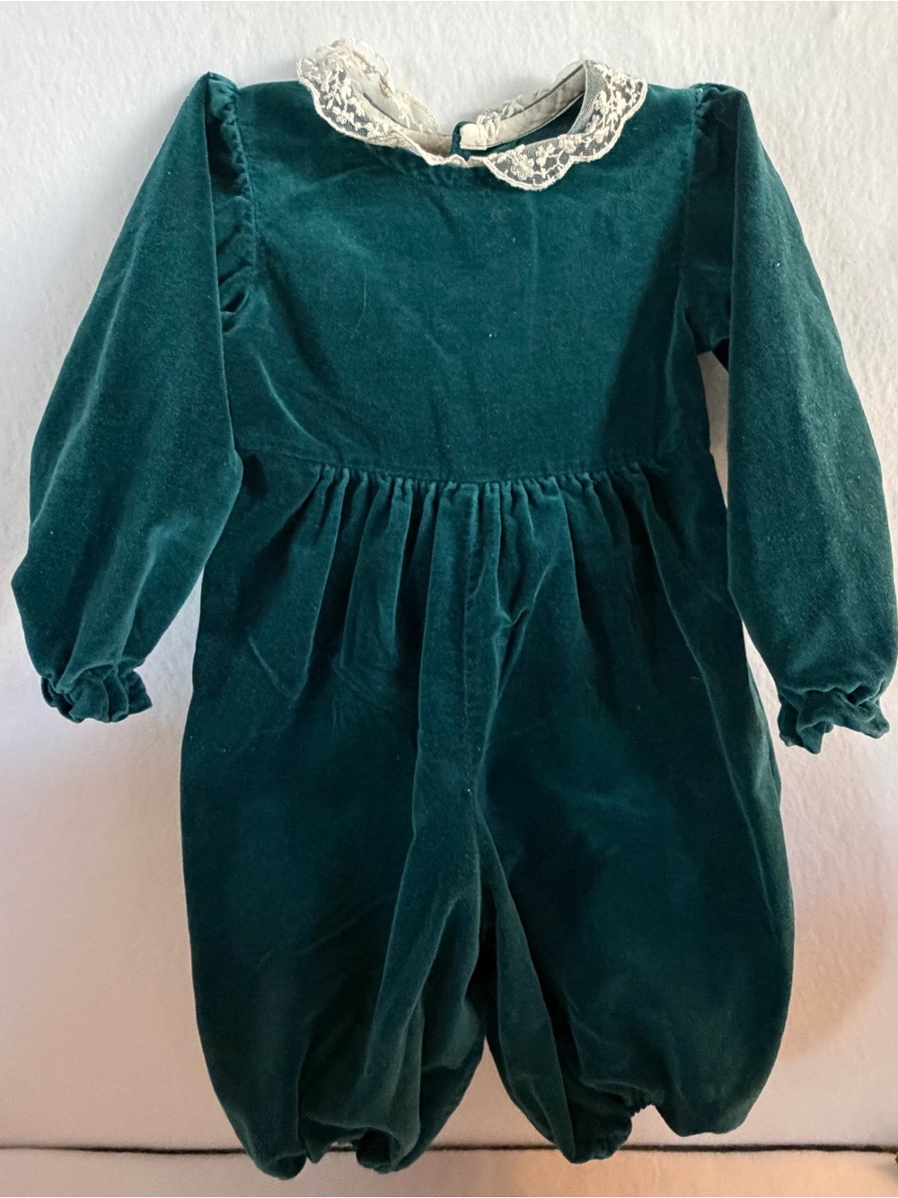 Bearware Aspen Vintage Velvet Green Baby Romper with Lace Collar Size 3T
